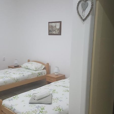 Apartmani Maja Зренянин Экстерьер фото
