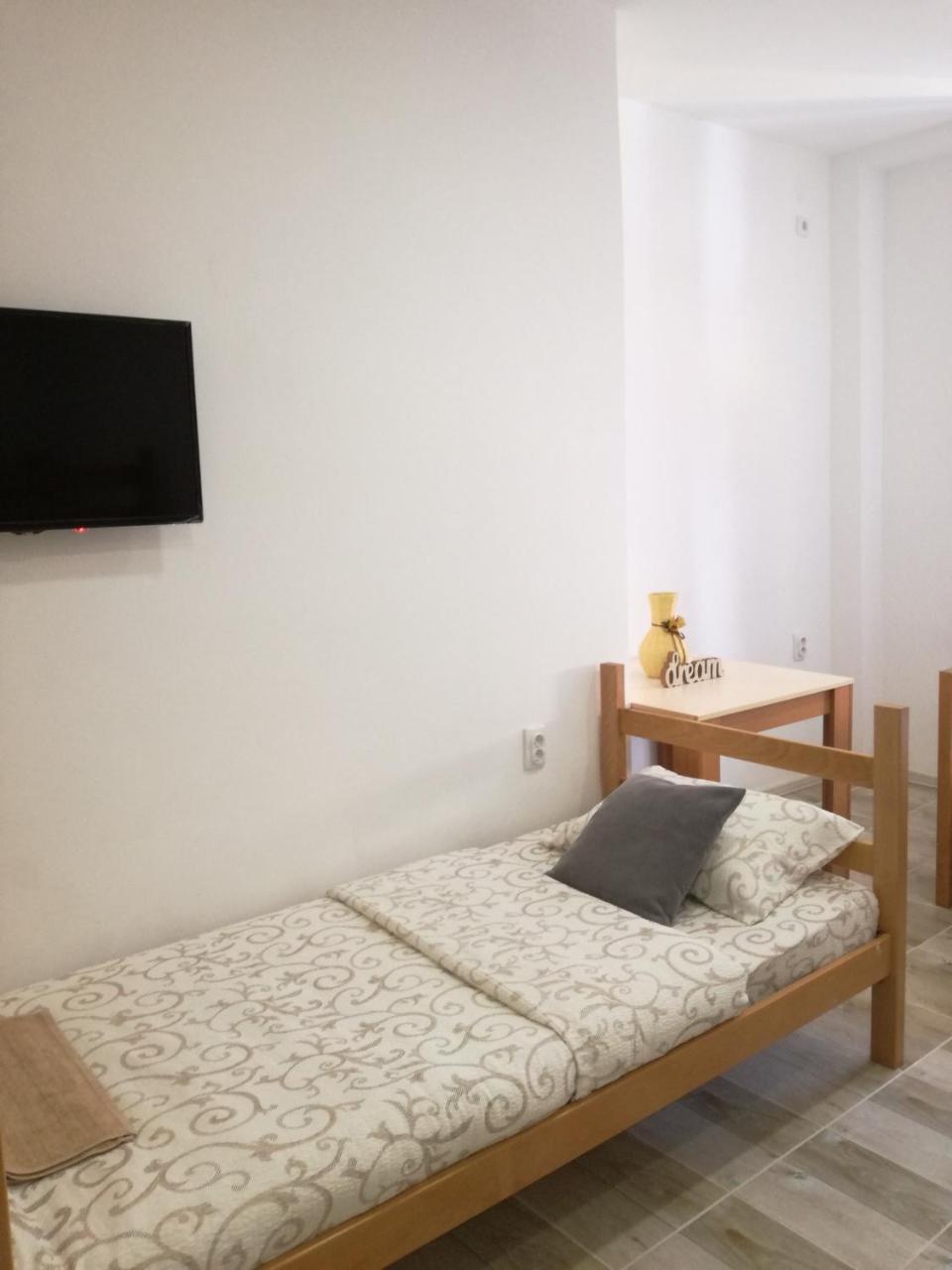 Apartmani Maja Зренянин Экстерьер фото